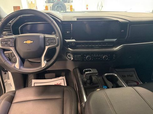 Used 2026 Chevrolet Silverado 1500 LTZ w/ Z71 Off-Road Package AWD/4WD image 15