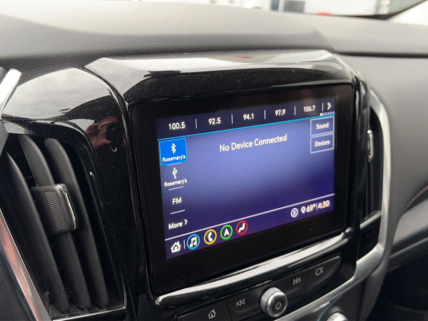 Used 2021 Chevrolet Traverse RS AWD/4WD image 12