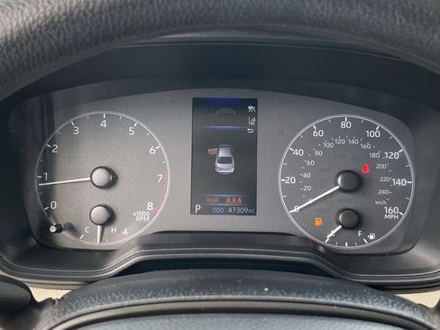 Certified 2024 Toyota Corolla LE image 32