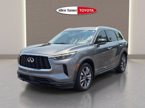 Used 2023 INFINITI QX60 Luxe w/ Cargo Package FWD image 4