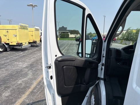 Used 2024 RAM ProMaster 3500 w/ Delivery Van Package image 14