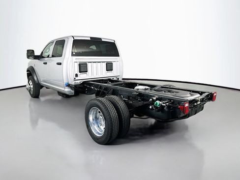 New 2026 RAM 4500 Tradesman w/ Chrome Appearance Group AWD/4WD image 5