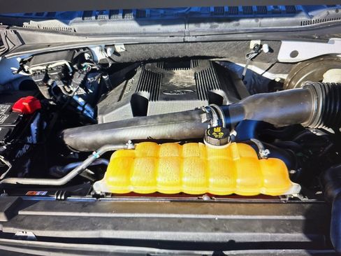 Used 2018 Ford F150 XLT image 17