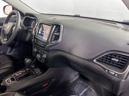 Used 2022 Jeep Cherokee Trailhawk image 27