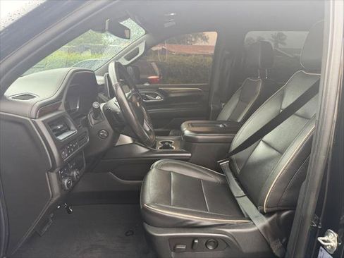 Used 2022 Chevrolet Suburban Premier AWD/4WD image 20