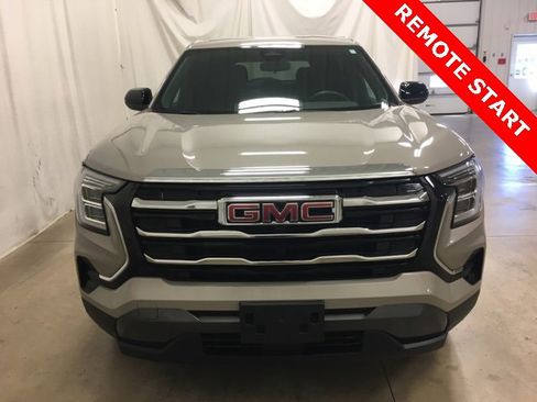 Used 2025 GMC Terrain Elevation image 9