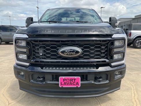 New 2025 Ford F250 Lariat w/ Black Appearance Package image 3