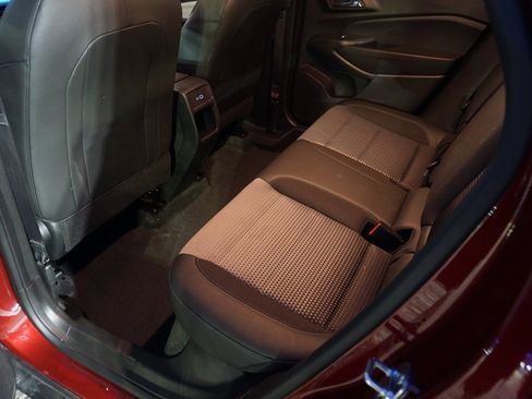 Certified 2025 Chevrolet Trax LT w/ LT Convenience Package image 25