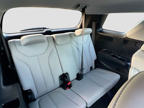 Used 2024 Hyundai Palisade SEL image 26