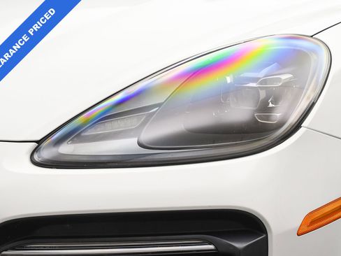 Used 2023 Porsche Cayenne GTS image 29