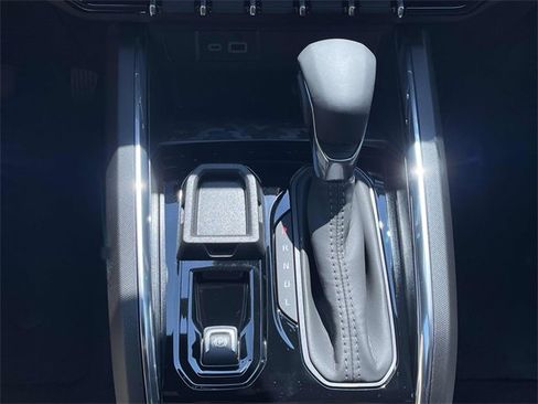 New 2026 GMC Canyon Elevation w/ Convenience Package image 9