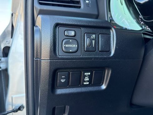 Used 2019 Toyota 4Runner TRD Off-Road Premium image 27