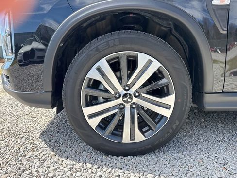 Used 2025 Mitsubishi Outlander Sport image 13