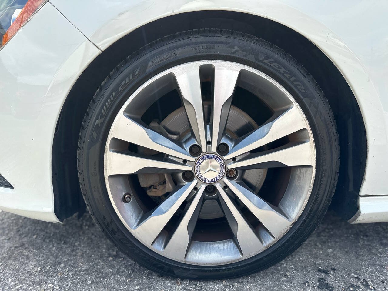 Used 2015 Mercedes-Benz CLA 250 image 27