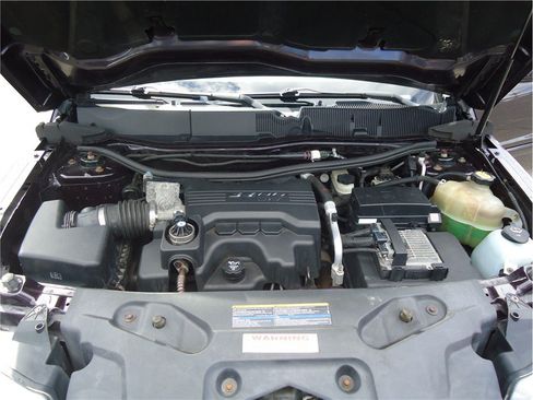 Used 2006 Pontiac Torrent 2WD w/ Preferred Package image 27
