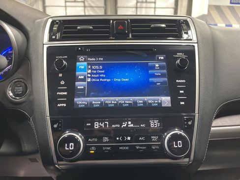 Used 2018 Subaru Outback 2.5i Limited w/ Popular Package #2 AWD/4WD image 23