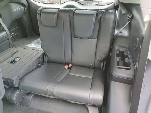 New 2026 Subaru Ascent Limited image 15