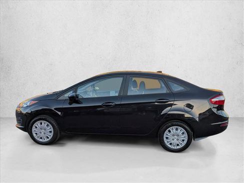Used 2017 Ford Fiesta S image 9