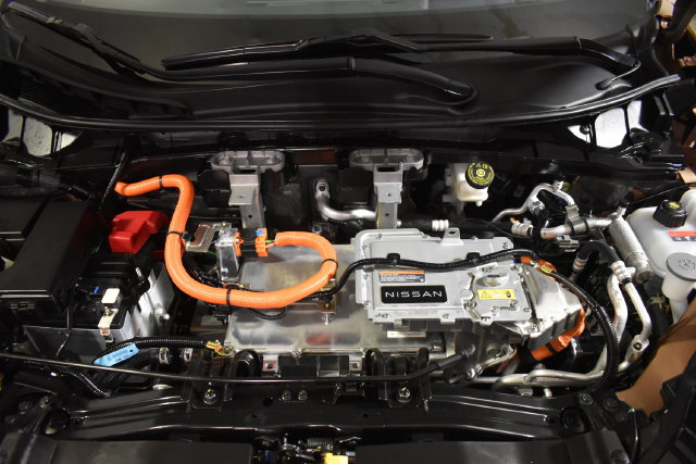 Certified 2024 Nissan Ariya AWD image 39