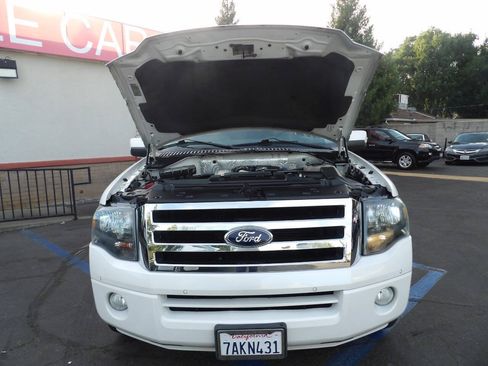 Used 2012 Ford Expedition Limited RWD image 14
