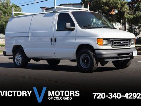 Used 2006 Ford E-250 and Econoline 250 RWD image 1