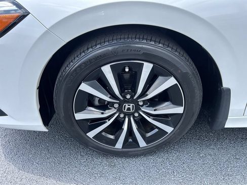 Used 2022 Honda Civic EX image 16