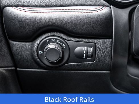 Used 2023 Dodge Durango GT w/ Blacktop Package AWD/4WD image 21