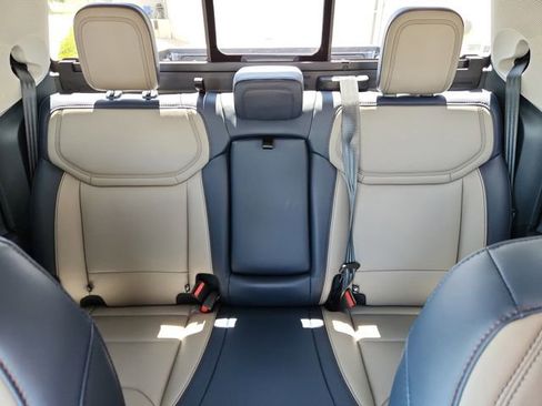 New 2025 Ford Maverick Lariat w/ 4K Tow Package image 13