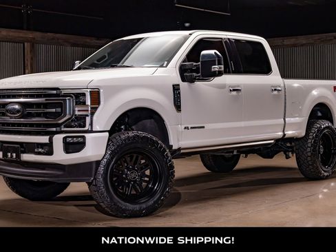 Used 2020 Ford F250 Platinum w/ FX4 Off-Road Package image 4