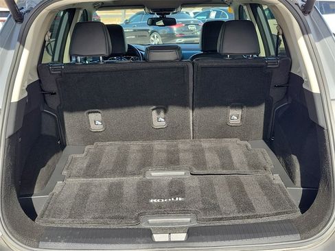 Used 2023 Nissan Rogue SL w/ SL Premium Package image 12