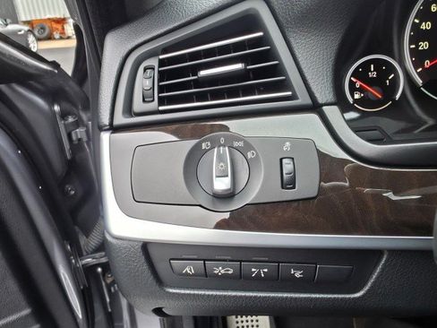 Used 2013 BMW M5 RWD image 33