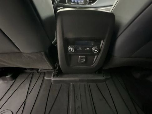 Certified 2023 Buick Enclave Essence w/ Experience Buick Package FWD image 21