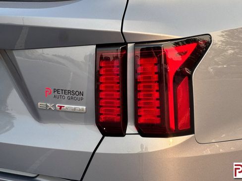 Used 2021 Kia Sorento EX AWD/4WD image 35