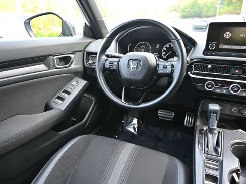 Used 2024 Honda Civic Sport image 10