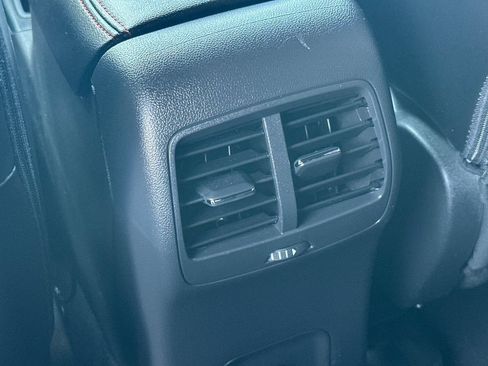 Used 2025 Ford Escape ST-Line w/ Equipment Group 301A FWD image 16