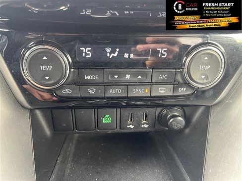 Used 2019 Mitsubishi Eclipse Cross SE image 16