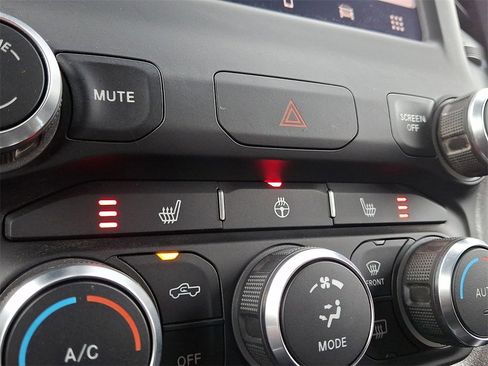 Used 2022 RAM 1500 Big Horn w/ Built-to-serve Edition image 24