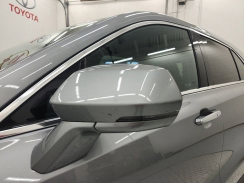 Used 2024 Cadillac XT4 Luxury w/ Cold Weather Package image 10