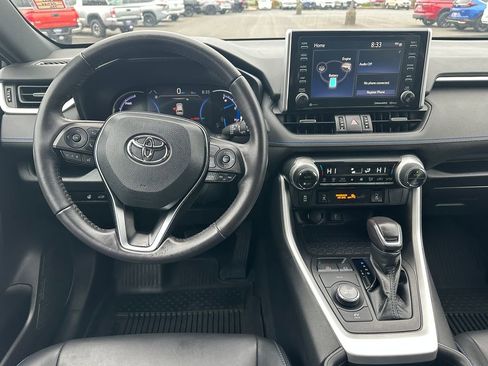 Used 2021 Toyota RAV4 XSE w/ XSE Grade Weather Package AWD/4WD image 15