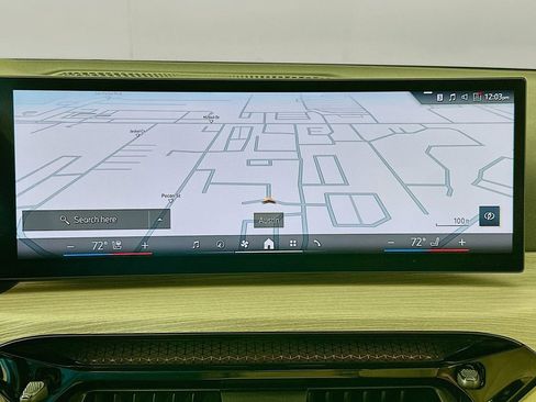 Used 2025 BMW 330i Sedan w/ Convenience Package image 13