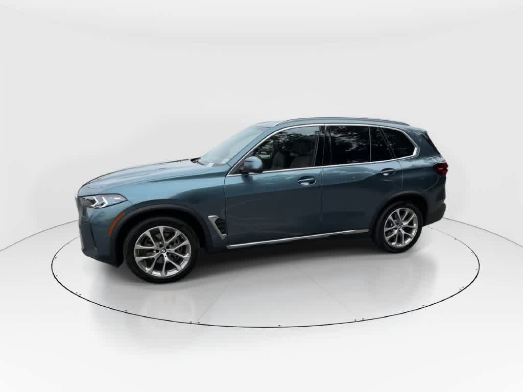 Used 2024 BMW X5 xDrive40i w/ Premium Package AWD/4WD image 5