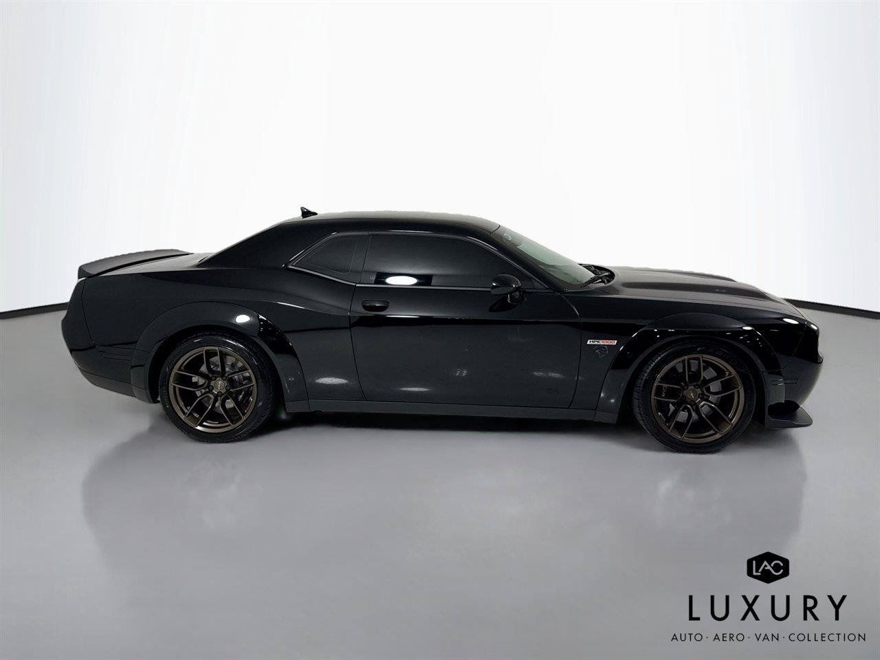 Used 2022 Dodge Challenger SRT Hellcat RWD image 5
