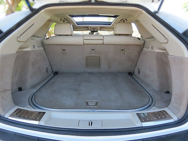 Used 2011 Cadillac SRX Luxury FWD image 31