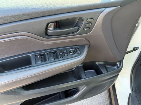 Used 2018 Honda Odyssey EX-L image 10