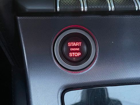 Used 2020 Jaguar F-TYPE Coupe image 31