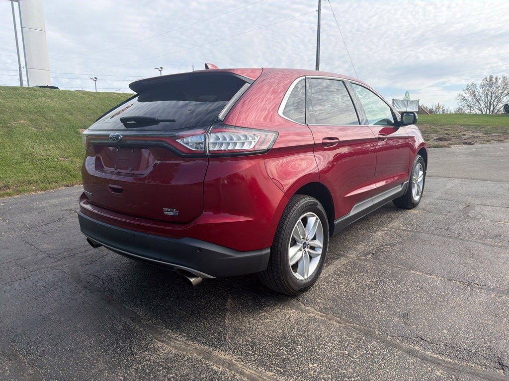 Used 2016 Ford Edge SEL w/ Equipment Group 201A AWD/4WD image 4