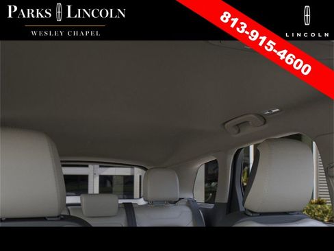 New 2026 Lincoln Corsair Premiere image 22