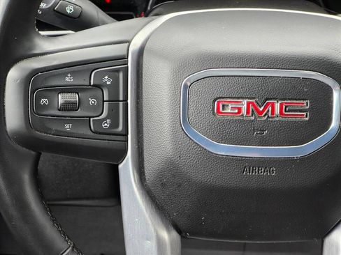 Used 2025 GMC Sierra 1500 SLT AWD/4WD image 15
