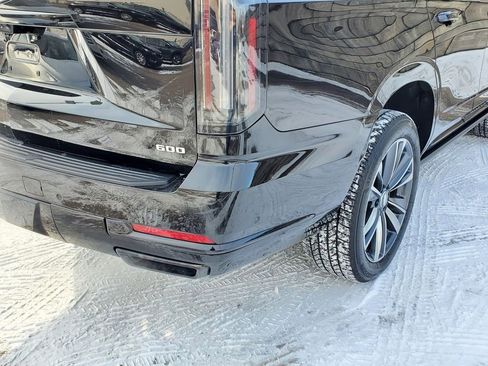 Certified 2025 Cadillac Escalade Sport image 15