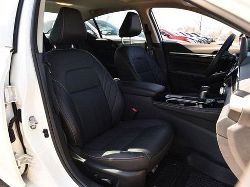 Used 2024 Nissan Altima 2.5 SR w/ SR Premium Package image 20